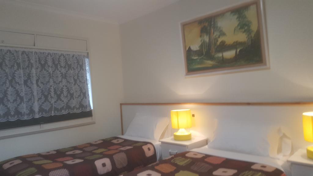 Clunes Motel Luaran gambar