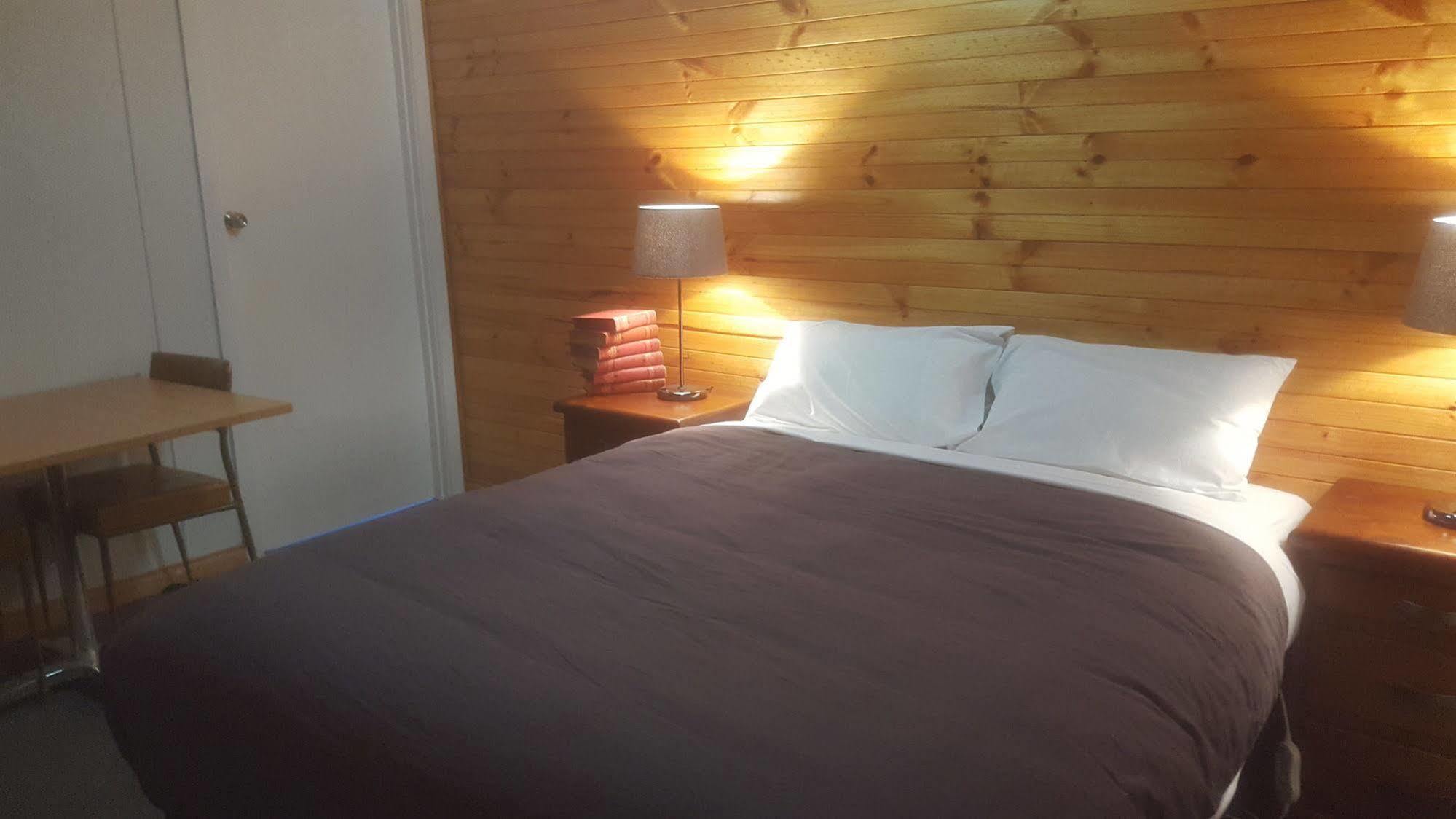 Clunes Motel Luaran gambar